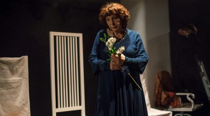 Театр Камбуровой отметит 100-летие поэта Юрия Левитанского