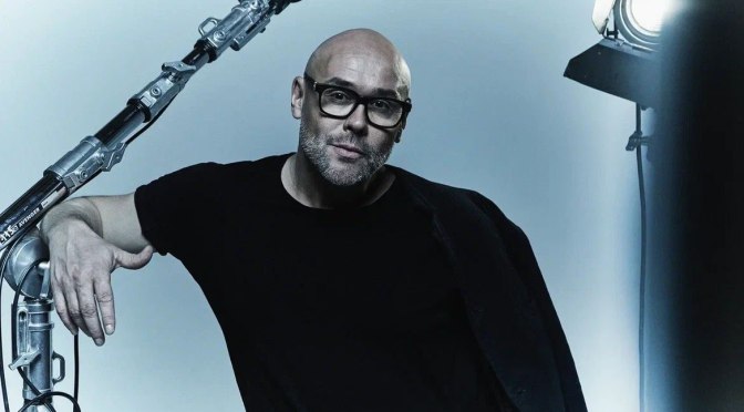 Максим Аверин выпустил коллекцию футболок