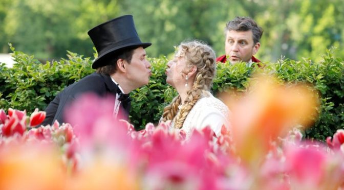 Премьера спектакля «Чехов в 3D» пройдет в театре «Школа драматического искусства